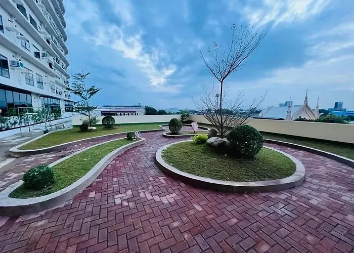 Alexandrite S2512 Floor Jtower Residences Near Sm Jmall Wifi And Pool