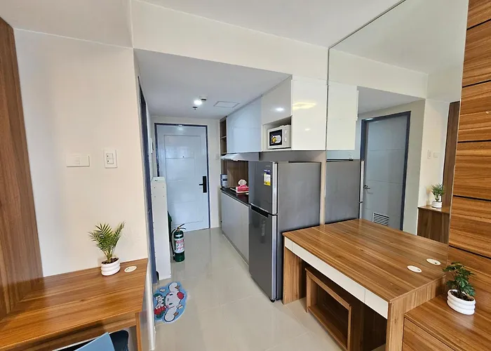 Alexandrite S2512 Floor Jtower Residences Near Sm Jmall Wifi And Pool